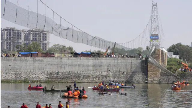 शिकंजे में मोरबी ब्रिज के गुनहगार