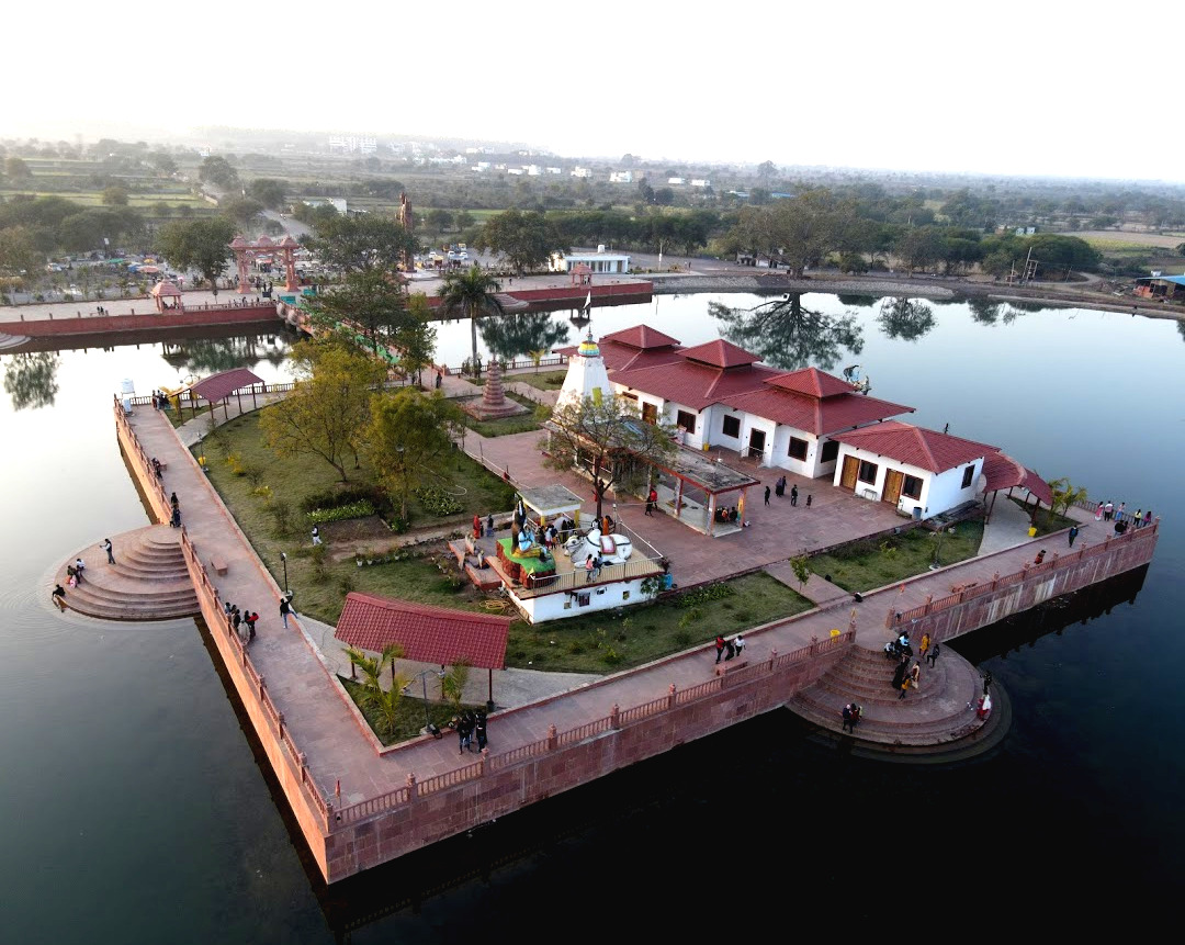 मुख्यमंत्री श्री भूपेश बघेल ने माँ कौशल्या मंदिर में सुविधाएं बढ़ाने दिए निर्देश