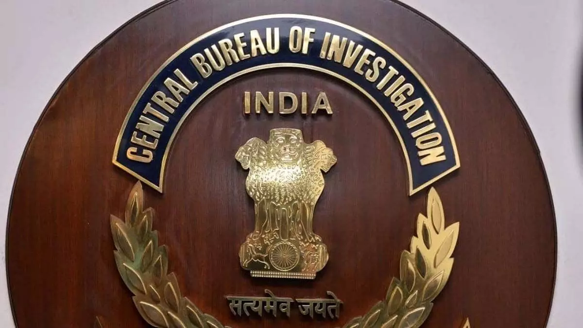 CBI ने 10 लाख की रिश्वत के साथ 5 लोगों को किया गिरफ्तार