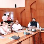 रोबोटिक तकनीक से अब आसान हुआ नी एवं हिप रिप्लेसमेंट: डॉ. प्रतीक धाबलिया