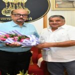 राज्यपाल रमेन डेका से पर्यटन मंत्री अग्रवाल ने की मुलाकात