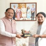 नई दिल्ली में मुख्यमंत्री विष्णु देव साय ने दिल्ली की मुख्यमंत्री रेखा गुप्ता से की सौजन्य भेंट
