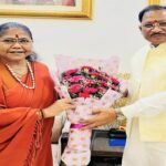 मुख्यमंत्री विष्णु देव साय से राष्ट्रीय पिछड़ा वर्ग आयोग की अध्यक्ष साध्वी निरंजन ज्योति ने की सौजन्य भेंट