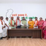 उप मुख्यमंत्री अरुण साव से डोंगरगांव के जनप्रतिनिधियों और नागरिकों ने मिलकर जताया आभार