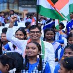 करीब 200 फीट लंबे तिरंगे के साथ उमड़ा जनसैलाब, वित्त मंत्री ओ.पी. चौधरी हुए शामिल