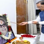 मुख्यमंत्री विष्णु देव साय ने स्वर्गीय कुशाभाऊ ठाकरे की जयंती पर उन्हें किया नमन