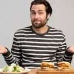 क्या है Orthorexia Nervosa? जिसमें हेल्दी खाना भी बन जाता है बीमारी