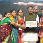 बहतराई स्टेडियम में गूंजा तीजा तिहार का उल्लास, मुख्यमंत्री साय ने बहनों संग साझा की पर्व की खुशियां