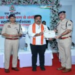 नशे के अवैध कारोबार के विरुद्ध कार्रवाई को मिशन के रूप में लेकर कार्य करें-उप मुख्यमंत्री  विजय शर्मा