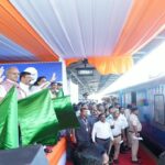 केंद्रीय रेल मंत्री अश्विनी वैष्णव और मुख्यमंत्री साय  ने रावघाट – रायपुर एवं रायपुर – कुरूद यात्री रेल सेवाओं को दिखाई हरी झंडी